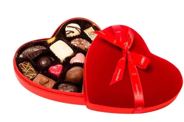 CHOCOLATE HEART BOX