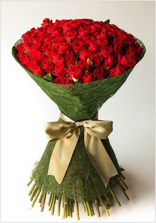ETERNAL LOVE (150 roses)