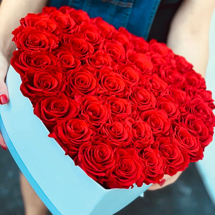 RED ROSES IN HEART BOX
